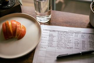 Calorie : définition, kcal et kJ, besoins quotidiens