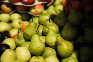 Peut on manger la peau des poires : nutrition et bien-être
