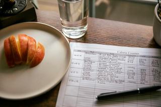 Calorie : définition, kcal et kJ, besoins quotidiens