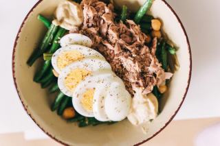 Alimentation de la personne âgée : protéines et petit-déjeuner