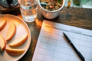 Intestins et vieillissement : transit, café et signes d'alerte
